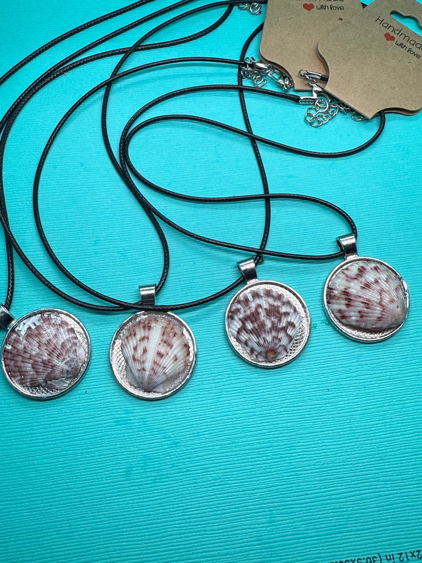 Striped Sanibel Serenity Necklace ๐ ๐๏ธ