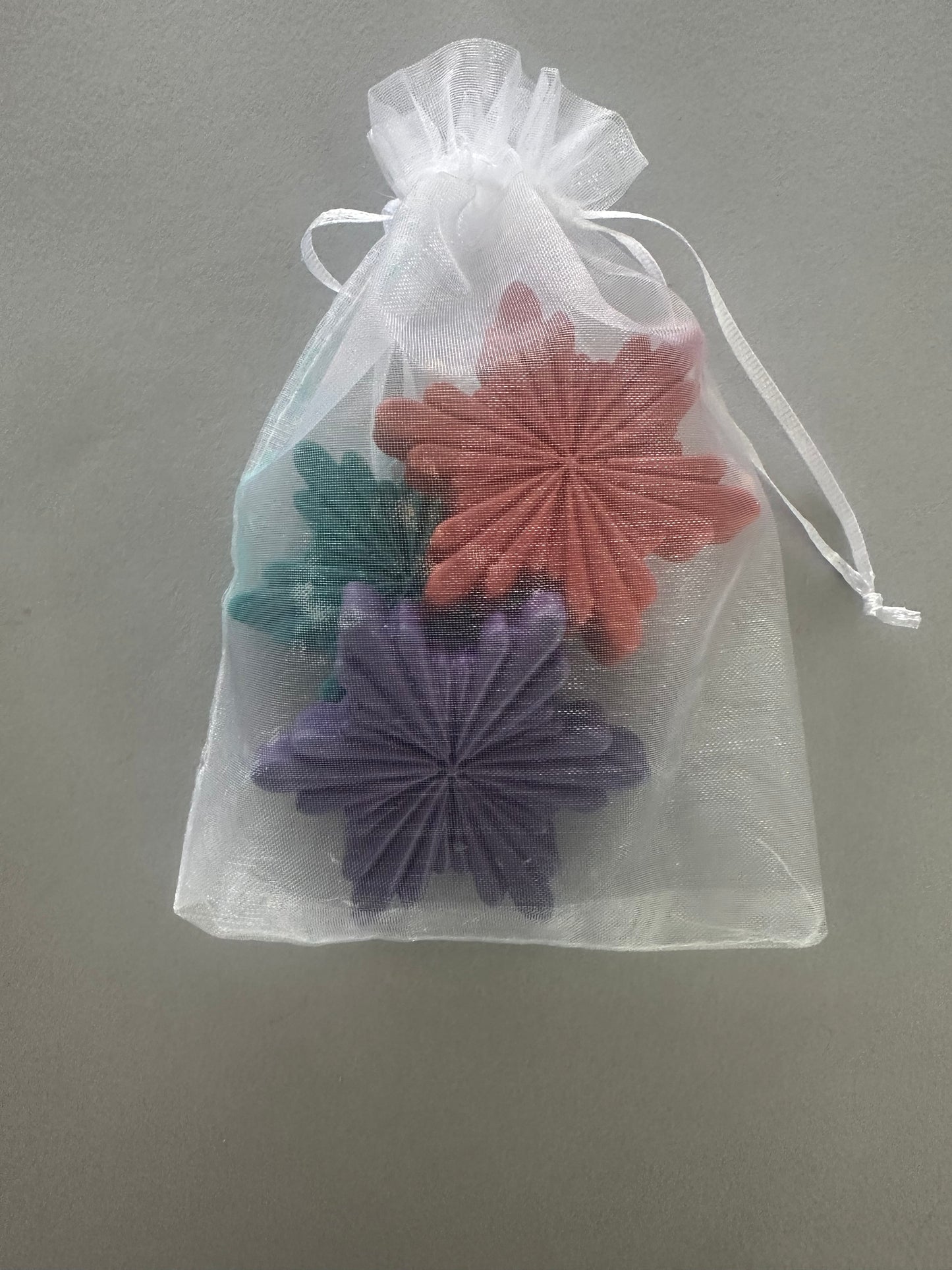 Holiday Snowflake Soaps Gift Set, Multicolor, 3 Pieces with Bag